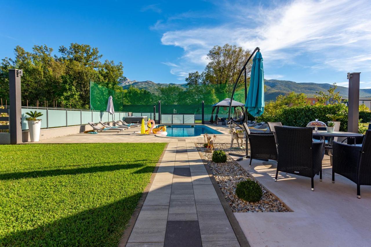 Villa Maris Dugopolje Exterior photo